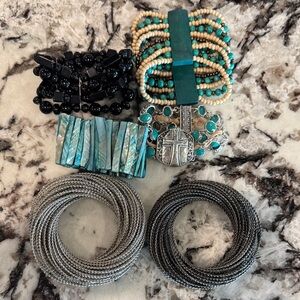Elegant Beaded Bracelet Set in Black, Turquoise, and Silver